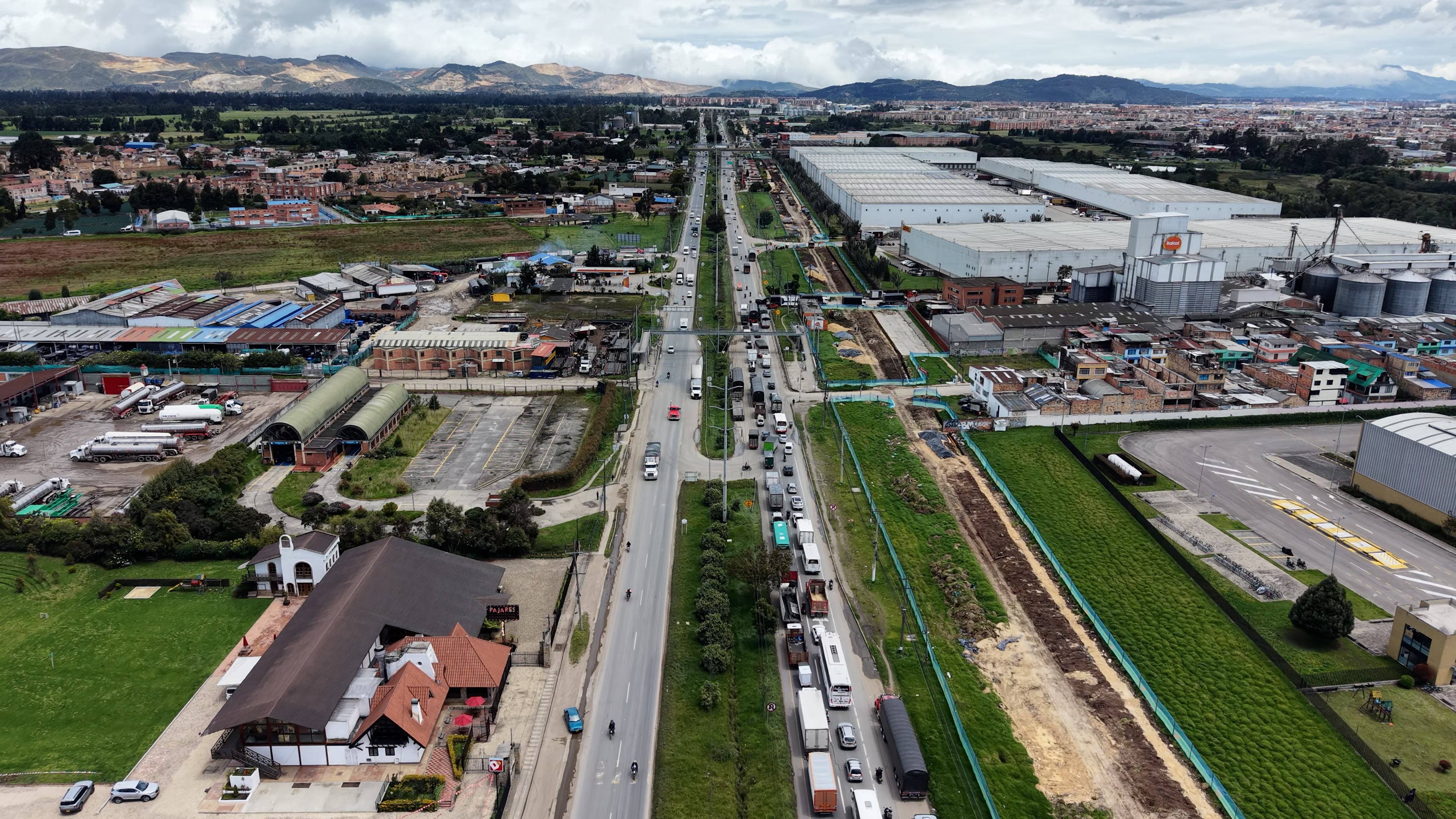 ARM, Bogotá y Mosquera ponen en marcha piloto para mejorar la movilidad en la calle 13